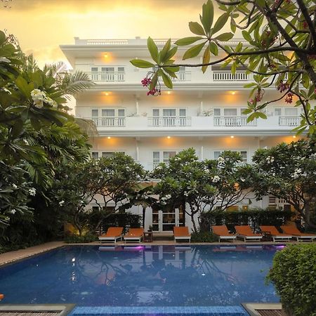 Amber Angkor Villa Hotel&Spa Siem Reap Exteriör bild