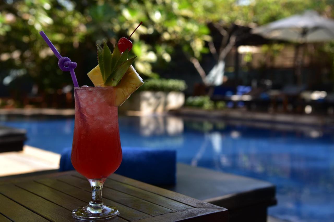 Amber Angkor Villa Hotel&Spa Siem Reap Exteriör bild