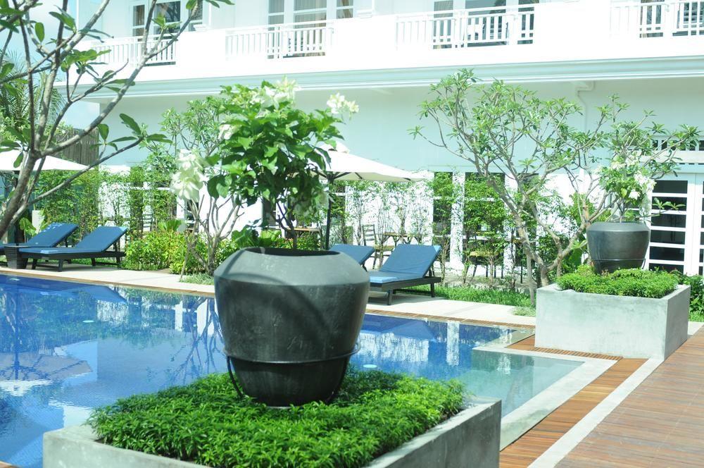 Amber Angkor Villa Hotel&Spa Siem Reap Exteriör bild
